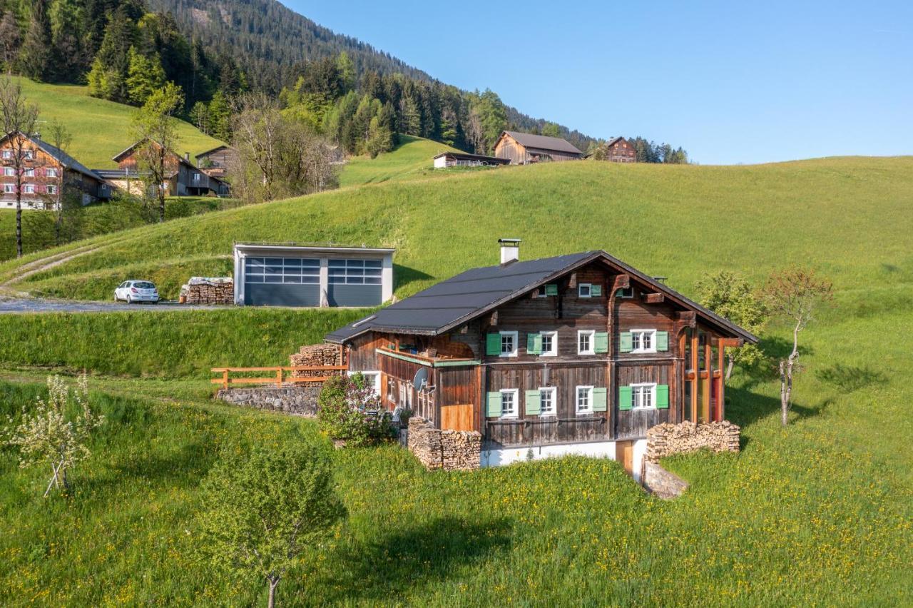 Apartamento Haus Holzwurm Raggal Exterior foto