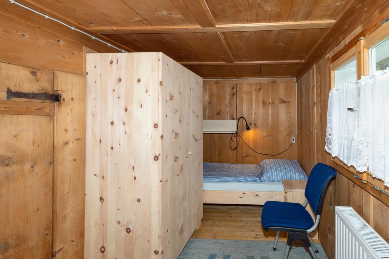 Apartamento Haus Holzwurm Raggal Exterior foto