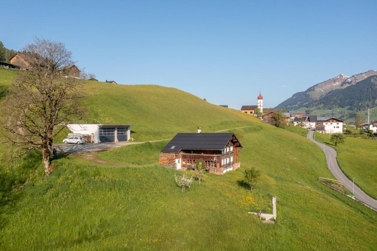 Apartamento Haus Holzwurm Raggal Exterior foto